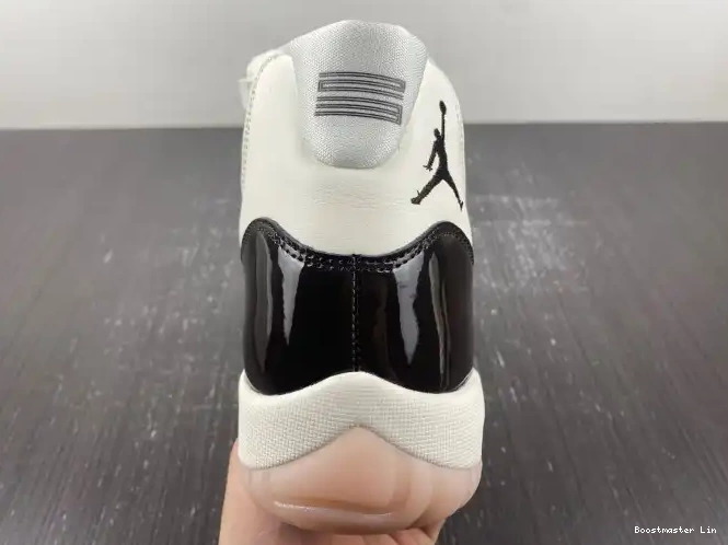 Bmlin AR0715-101 Jordan 11 Neapolitan WMNS Air 0514